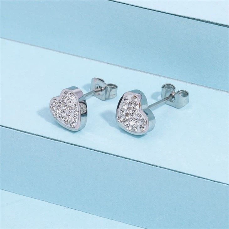 lated heart stud earrings