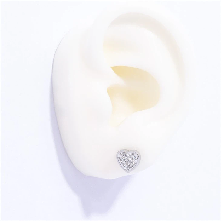 mini heart stud earrings
