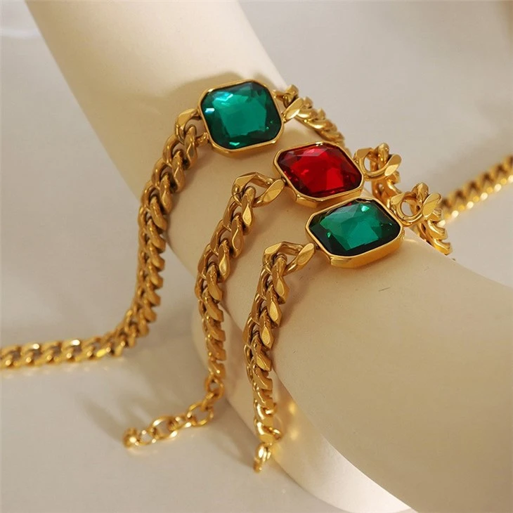cuban link chain with crystals
