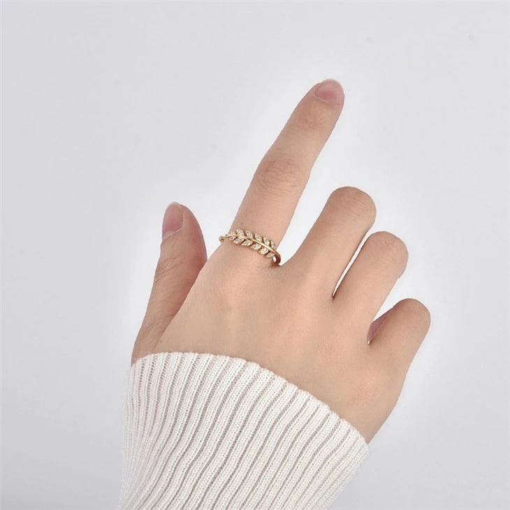 Laurel Leaf ring