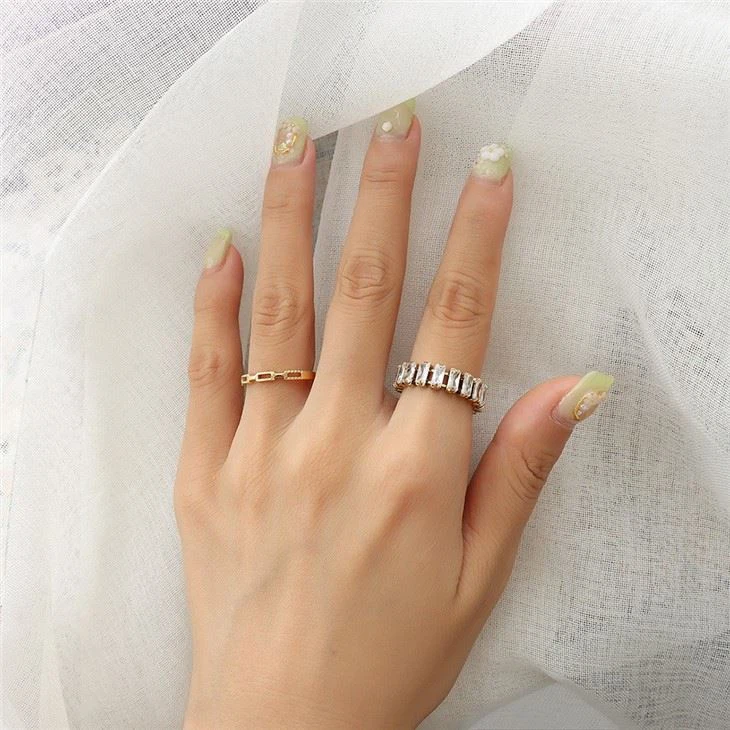 white zirconia ring