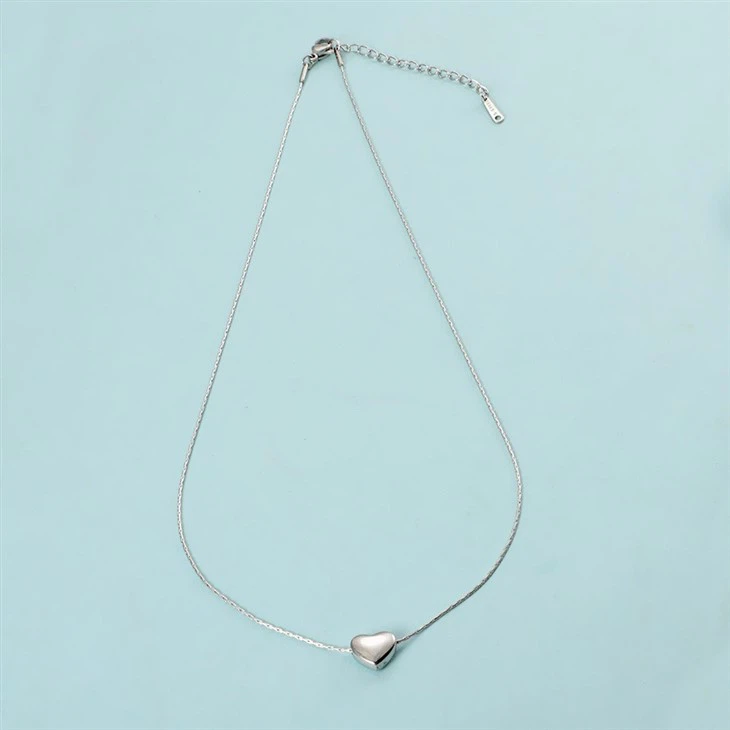 Dainty Heart Chain Necklace