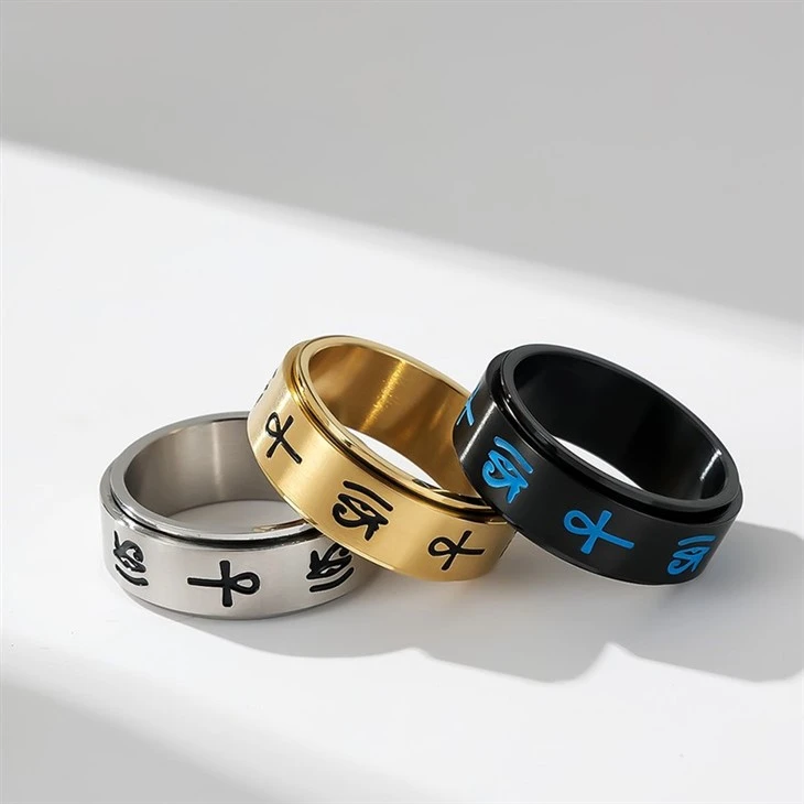 Eye Of Horus Engraved Spinner Ring suppliers