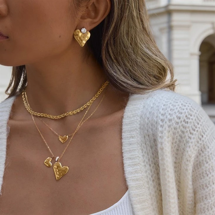 Hammered Texture Double Heart Necklace
