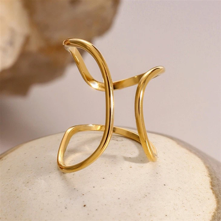 Irregular Line Open Ring