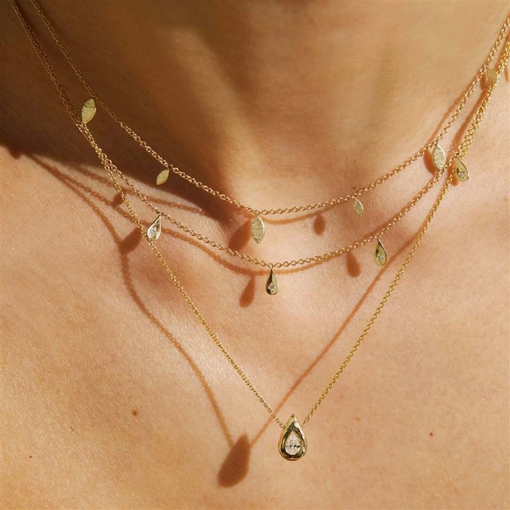 Irregular Teardrop Pendant Necklace