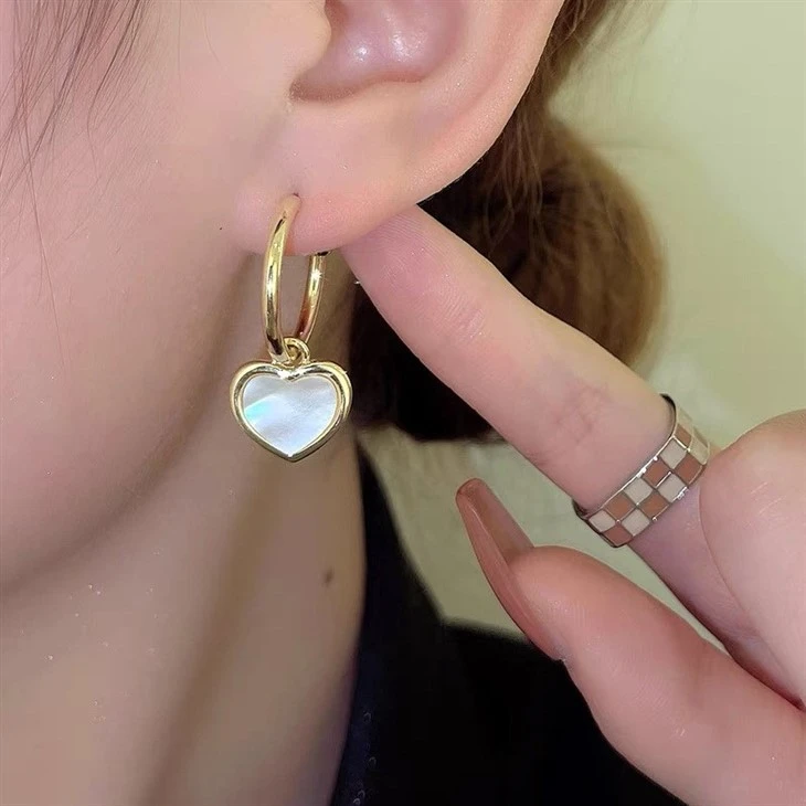 Mother Of Pearl Heart C Hoop