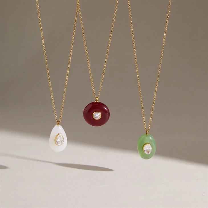 Oval Resin CZ Necklace factory