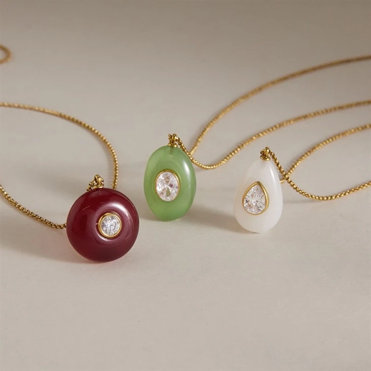 Oval Resin CZ Necklace manufacturers