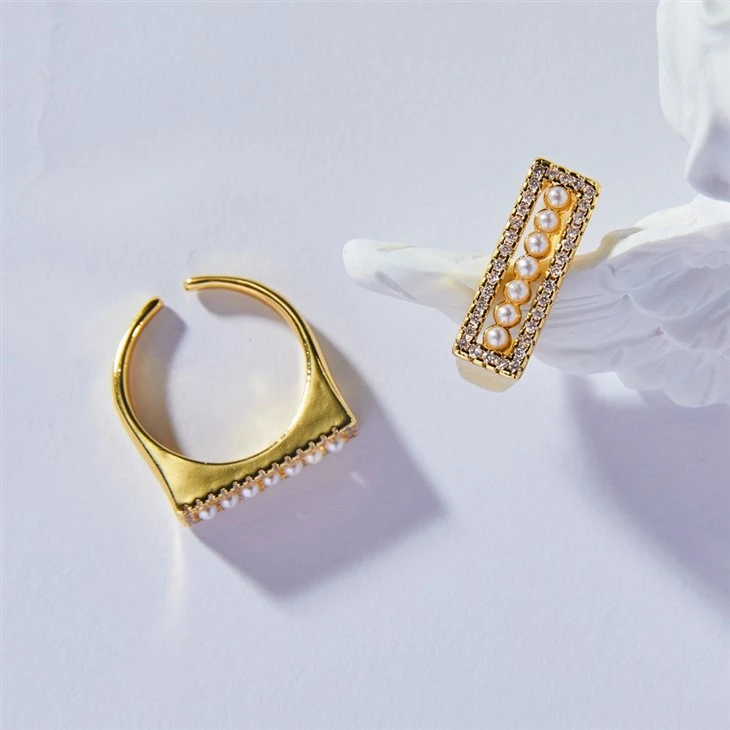 Pearl Open Signet Ring