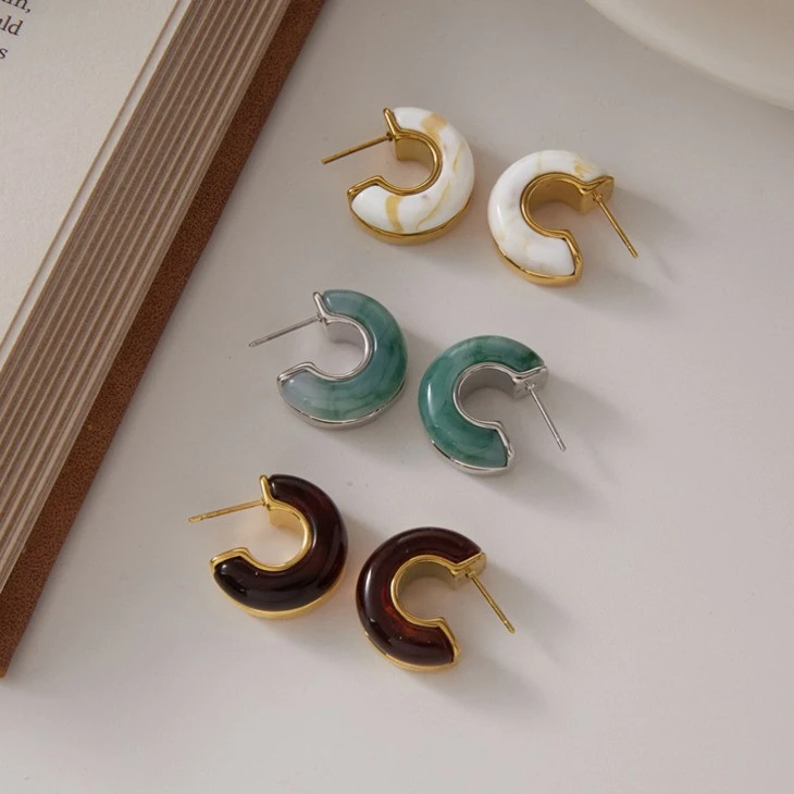 Resin C Shaped Hoop Earrings suppliers