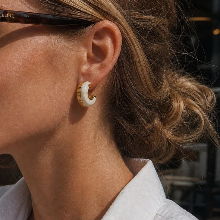Resin C Shaped Hoop Earrings suppliers