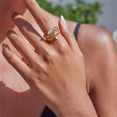 CZ Twisted Wave Ring