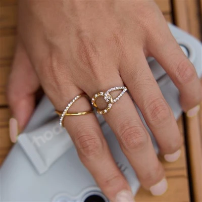 Interlocked Double‑Loop Ring