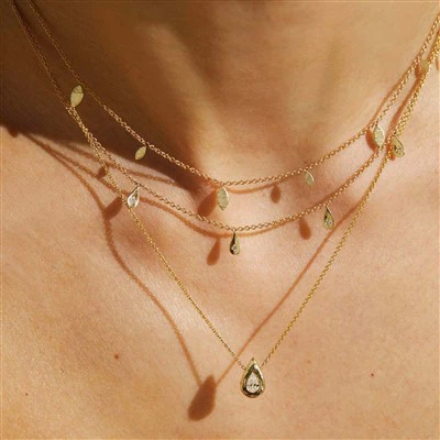 Irregular Teardrop Pendant Necklace