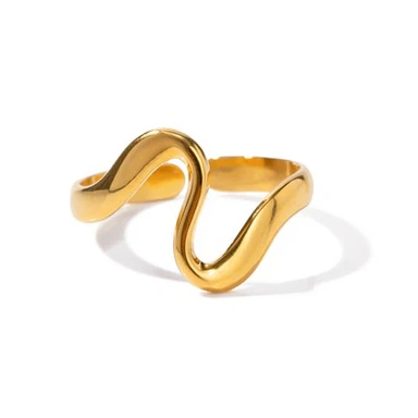 Minimalist Irregular Ring