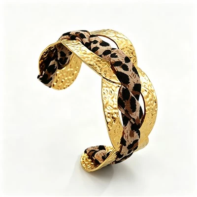 Wide Scarf Hammered Interlock Cuff