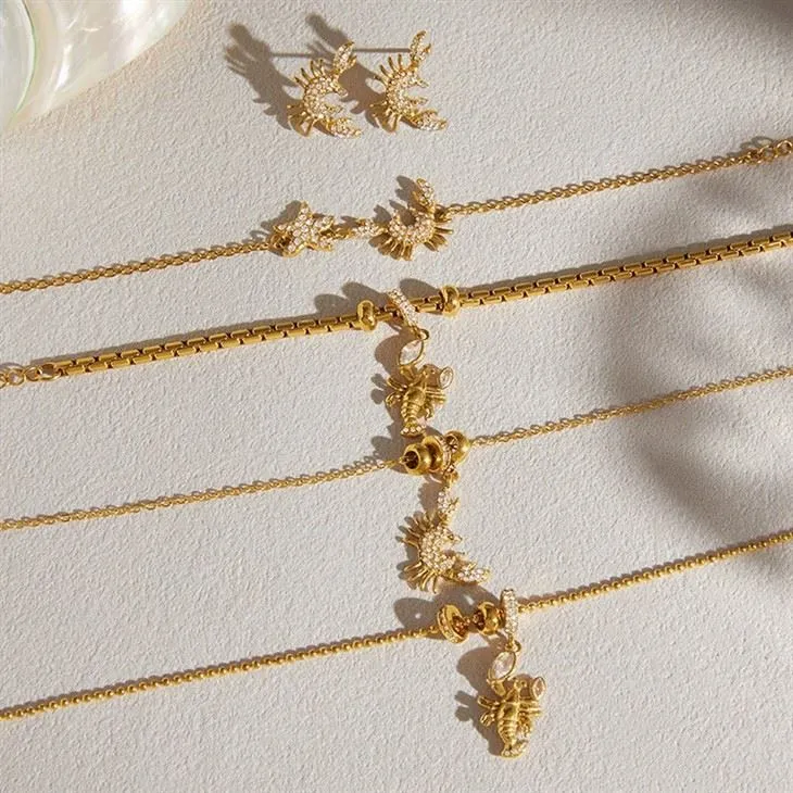 Sparkling Crab Pendant Necklace best
