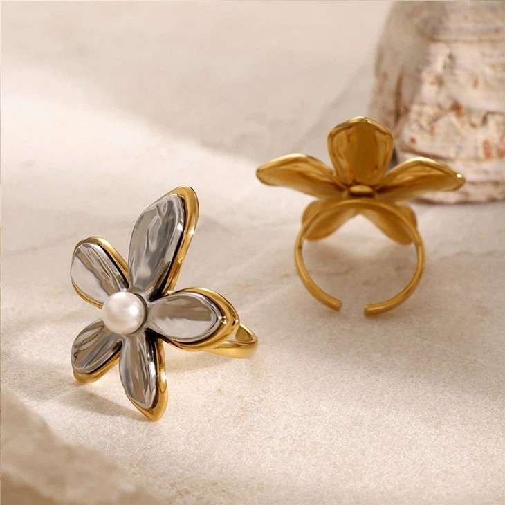 Stainless Steel Flower Ring And Earring