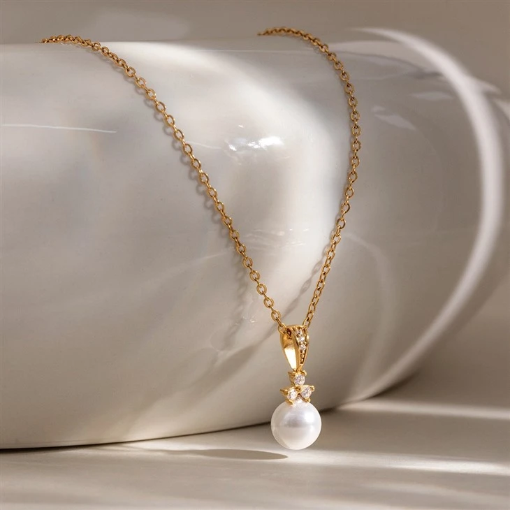 Stainless Steel Pearl CZ Necklace manufacturers