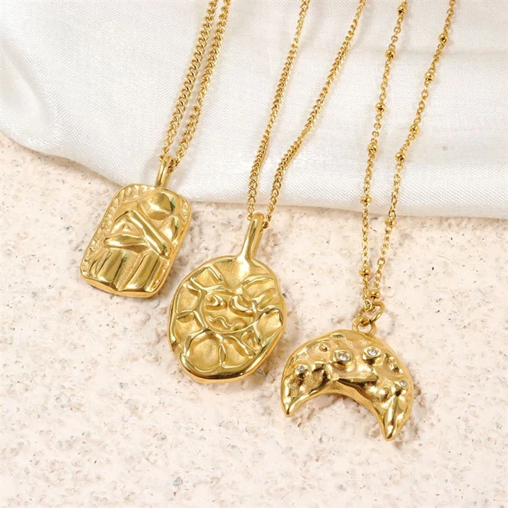 Stainless Steel Sunflower Sweater Chain Necklace