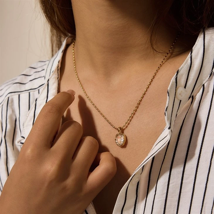Wavy Bezel CZ Pendant Necklace suppliers